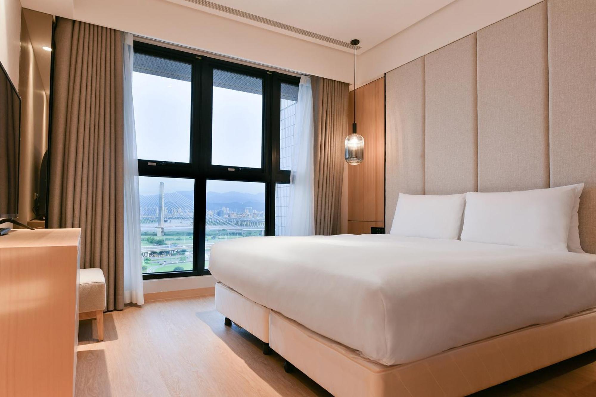 Check Inn Select New Taipei Sanchong Exteriör bild