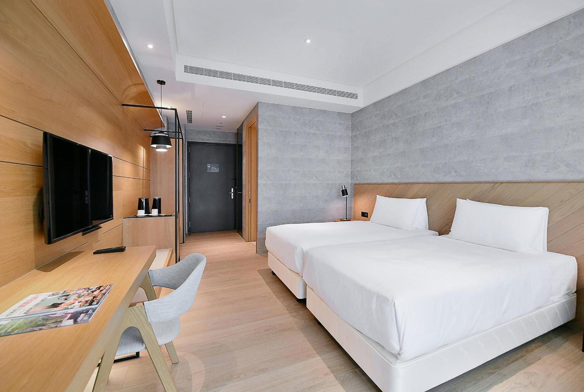 Check Inn Select New Taipei Sanchong Exteriör bild